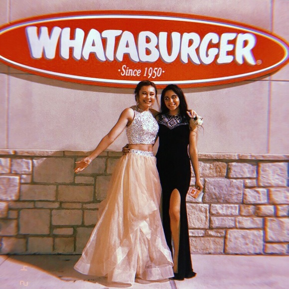 Meet your Posher, Yasmeen - Picture 2 of 3